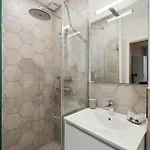 Apartament Chic - Climatise - 2 Pas Du Port - Place Aux Herbes