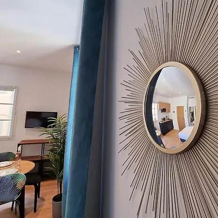 Chic - Climatise - 2 Pas Du Port - Place Aux Herbes * Σαιν-Τροπέ