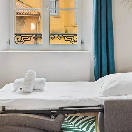 Chic - Climatise - 2 Pas Du Port - Place Aux Herbes Apartamento *