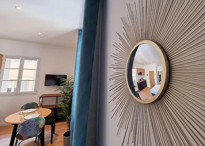 Chic - Climatise - 2 Pas Du Port - Place Aux Herbes * Saint-Tropez